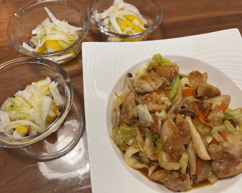 鶏肉と野菜のオイスターソース炒め&3色野菜の甘酢漬け